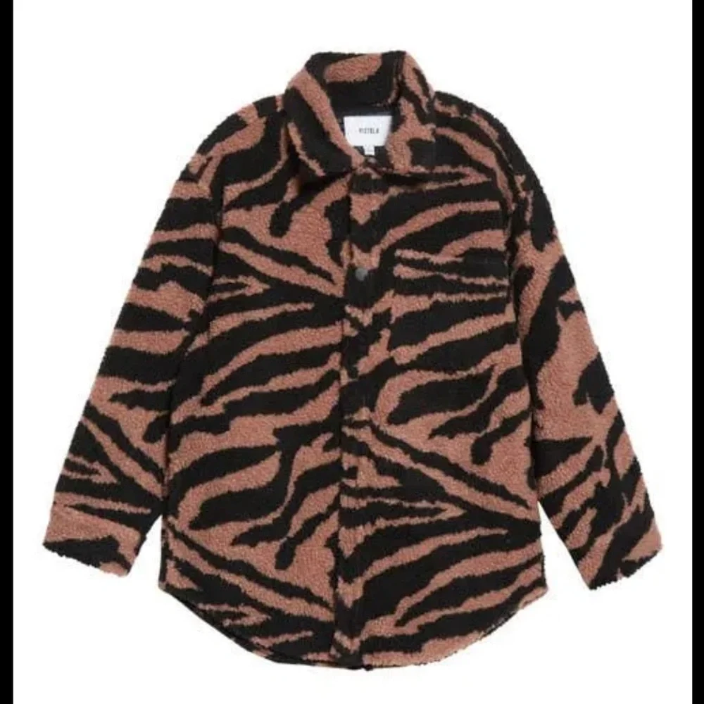 Pistola Lynn Oversized Shearling Jacket - Picture 5 of 9